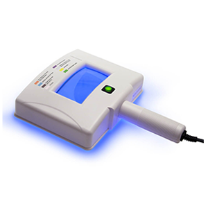 Woods light (جهاز لتشخيص الأمراض)